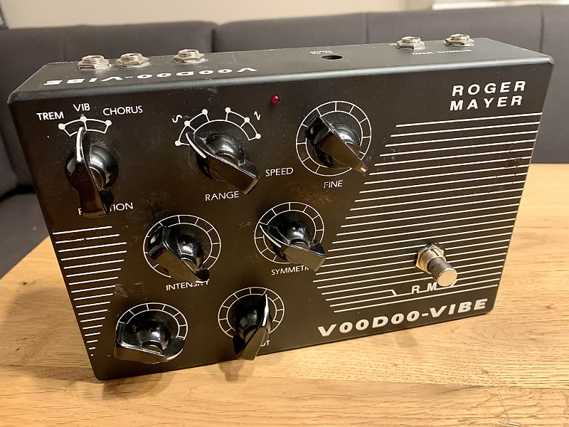 Roger Mayer Voodoo Vibe