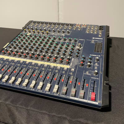 🥇 Table de mixage Yamaha MG10XU - Test & Avis (2023) 