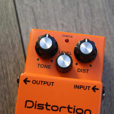 BOSS "DS-1 Distortion" image 2