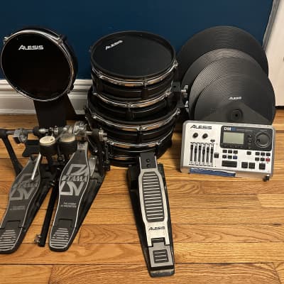 Alesis DM10 X Kit Electronic Drum Set