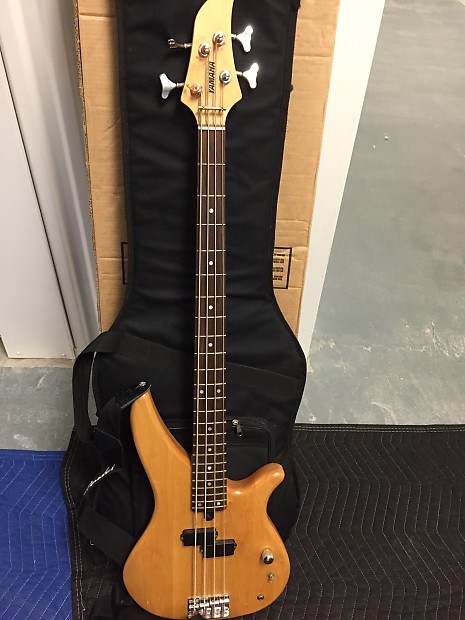 Yamaha Bass Natural Wood