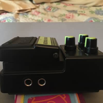 Yamaha NR-100 Vintage Stereo Noise Reducer 2005 + Harman 9volt Quality Adaptor, Both New! image 5