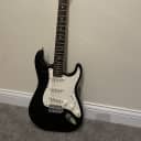 Squier Affinity Series Stratocaster 22-Fret with Rosewood Fretboard 1997 - 2000 - Black