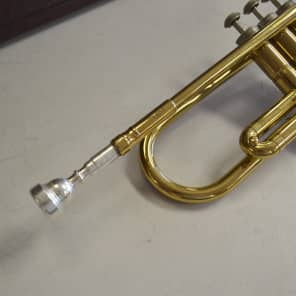 Holton T602 Brass Trumpet with Carry Case image 7