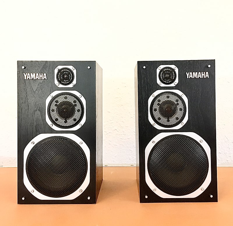 Yamaha NS-1000mm bookshelf speakers studio monitors ns1000-mm