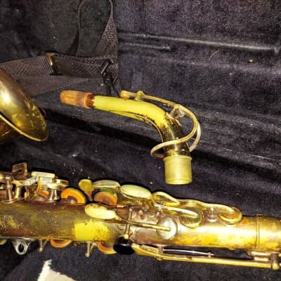 buescher 400 intermediate-level alto saxophone, very good cond, with case/etc. image 11