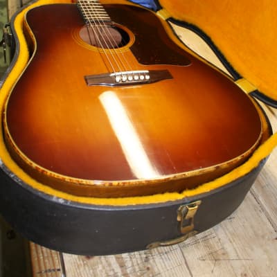 Gibson 73-75 J-45 Deluxe Guitar Sunburst With Hard Shell Case image 12