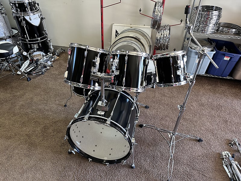 VINTAGE TAMA ROCKSTAR PRO SHELL PACK - BLACK / WHITE