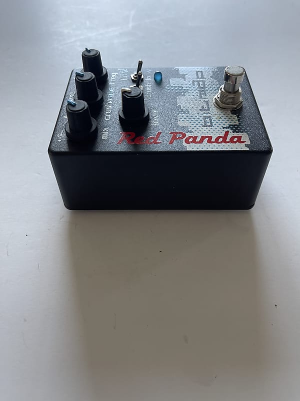 Red Panda Bitmap V1 Bitcrusher Bit Map Modulation Guitar