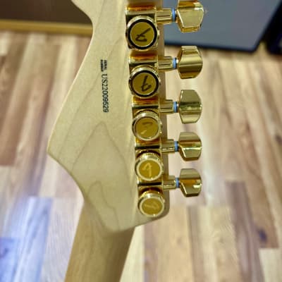 Heavy Relic Fender Stratocaster Build  - Pink - Dream Guitar Bild 7