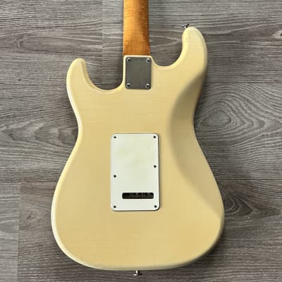 Haar S Vintage White Relic Flamed Maple Neck & Lindy Fralin Blues Specials image 12
