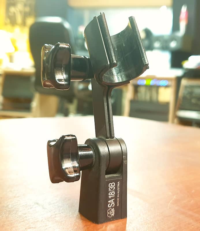 AKG SA18/3 B Mic Holder | Reverb