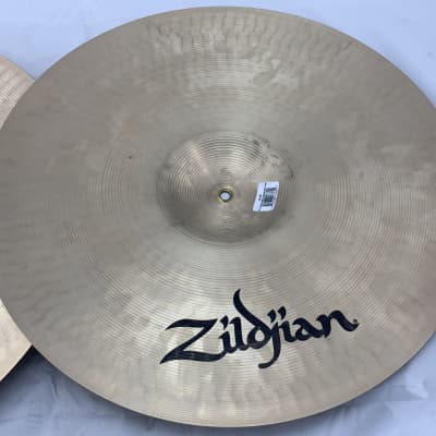 Zildjian 20" A Stadium Medium Heavy Marching Cymbals (Pair) image 3