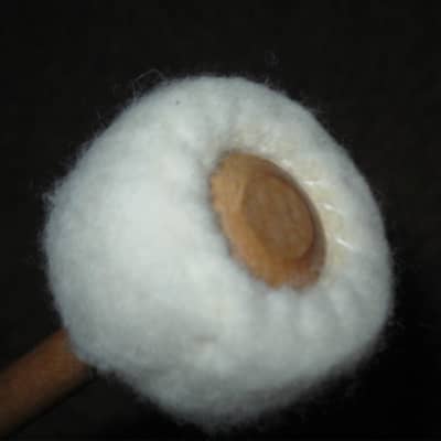 ONE pair new old stock (with packaging) Vic Firth T2 AMERICAN CUSTOM TIMPANI - CARTWHEEL MALLETS (SOFT), Head material / color: Felt / White -- Handle material: Hickory (or maybe Rock Maple) from 2010s (2019) image 8