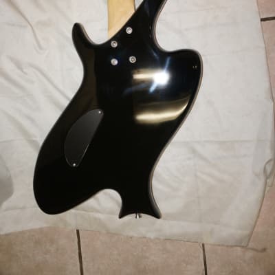 Bass guitar, Custom made body image 5