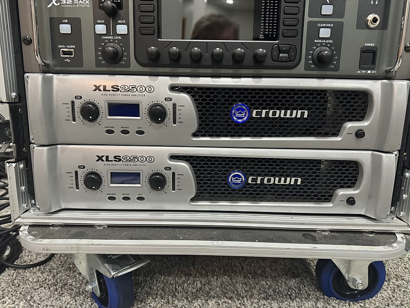 Crown XLS 2500 power amps (x2) Reverb
