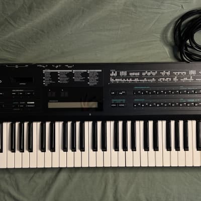 Buy used Yamaha DX7 II-FD 16-Voice Synthesizer  - Black