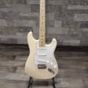Fender Standard Stratocaster MIM 1996 Faded White/Cream