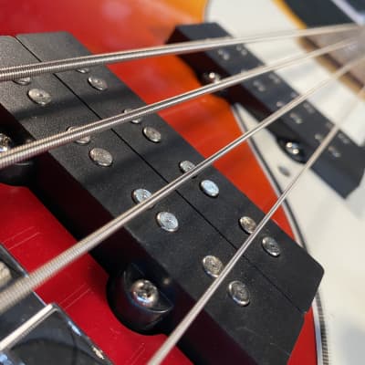 Fender Player Plus Active Meteora Bass 2022 Tequila Sunrise MX22017360 (9 lbs. 10.2 oz.) image 3