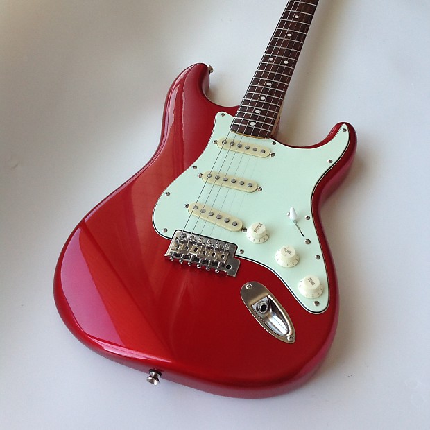 Squier Classic Vibe 60s Stratocaster 2009 Candy Apple Red