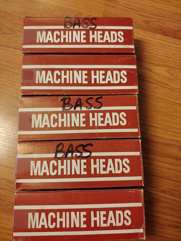 Machine Head Bass Chrome Reverb