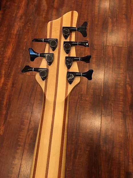 Wolf 7 String Bass Neck-Thru SE Quilted Bubinga 4/4 w/ SKB