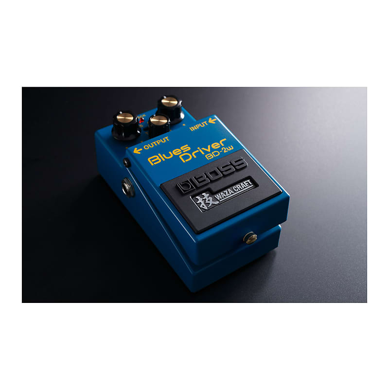 BOSS BD-2W Premium Waza Craft Blues Driver Standard and Custom Mode Analog  Circuitry Guitar Pedal for Highly Refined Sound