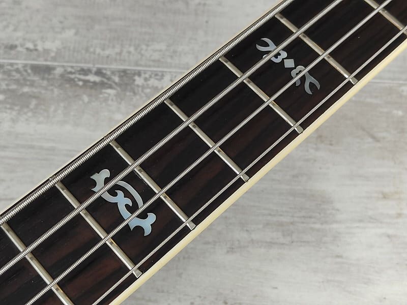 1975 Greco SB-850 Suzi Quatro Thunderbird Bass (Brown