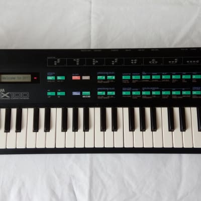 Yamaha DX100 Programmable Algorithm Synthesizer 1985 - Black