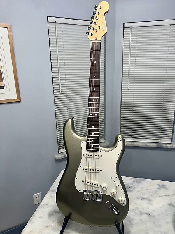 1989 Fender USA American Standard Stratocaster with Rosewood Fretboard,  Inca Silver, OHSC