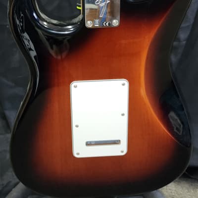 Fender Stratocaster Player Series 2021 - 3-Color Sunburst - MIM image 7