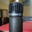 Shure SM57 Unidyne III Dynamic Microphone Thoroughly Excellent. Benchmark Tone.