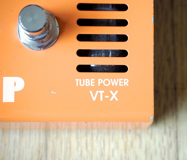 Guyatone VT-X Vintage Tremolo Tube Powered Guitar Effect