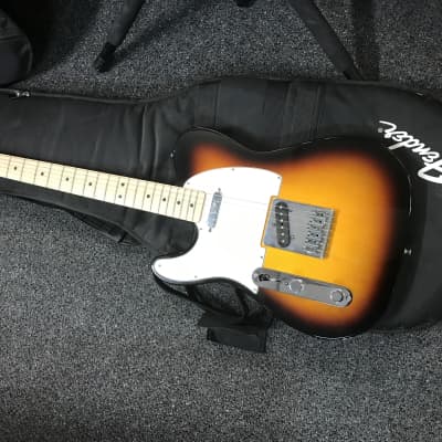 Fender Standard Telecaster 2007 Sunburst MIM Lefty Left-Handed Maple Neck electric guitar in excellent condition with case image 17