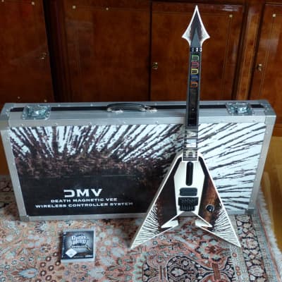 TS Customs  Flying V TS Customs Prototyp Death Magnetic Guitar Hero Controller Metallica Kirk Hammet imagen 1