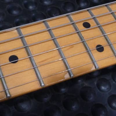 Fender American Standard Stratocaster Left-Handed with Maple Fretboard 1995 image 4