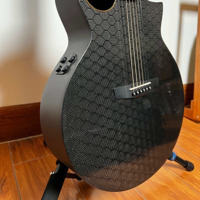 Enya Carbon Fiber Acoustic Electric Guitar X4 Pro 41' with Hard Case image 3