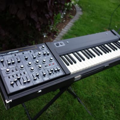 Roland SH-3A "Heart of Glass" synth + case