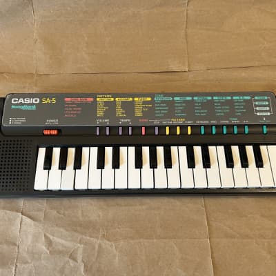 Casio SA-5 1990s - Black Made in Japan Good Condition mini 32-key Tone Bank Keyboard synth GC smilar to SA-10