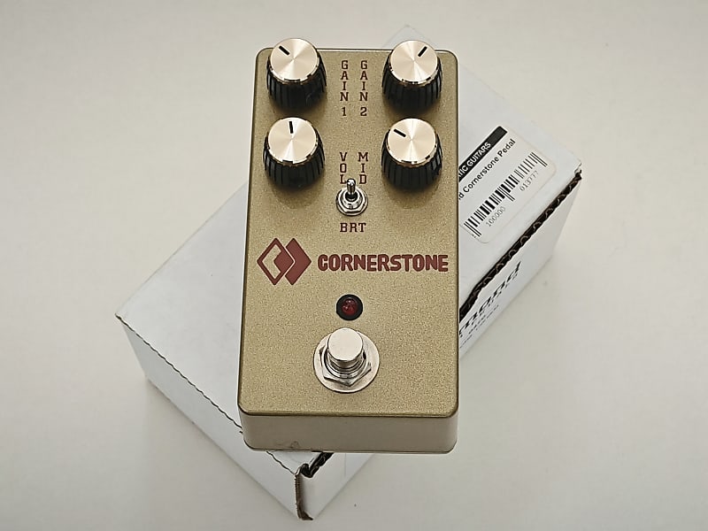 ギター Diamond CST-1 Cornerstone Used Diamond CST1 Cornerstone Overdrive / Distortion Pedal