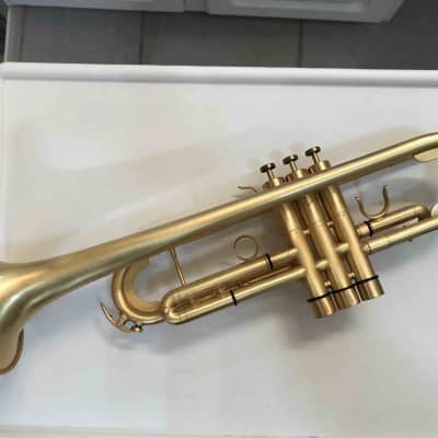 Weril Weril Regium II B-flat Trumpet Gold Lacquer | Reverb