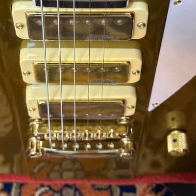 Joe Doe by Vintage Guitars Gas Jockey in Sparkling Gold Sand Limited Edition 2024 - Gold image 7