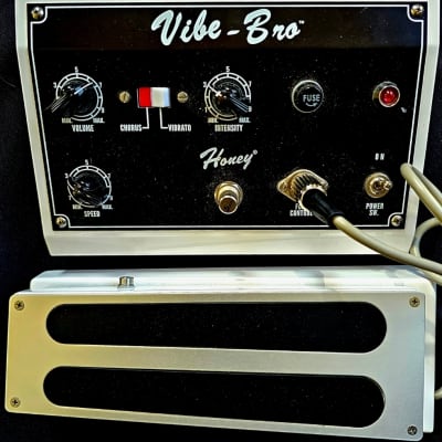Reverb.com listing, price, conditions, and images for shin-ei-vibe-bro