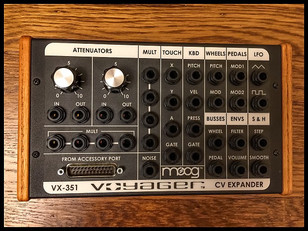 Moog VX-351 Control Voltage Expander image 2