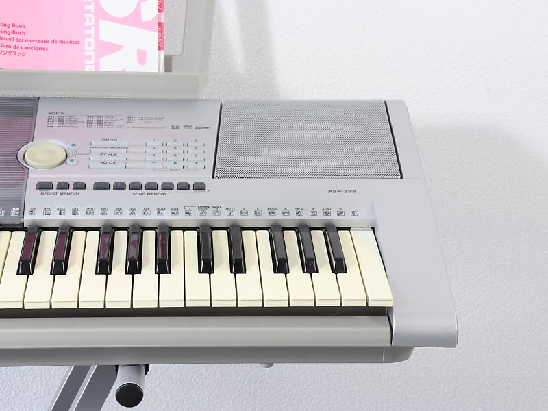 Yamaha PSR 295 - Keyboard inkl. OVP + 1 Jahr Gewährleistung