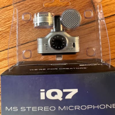 Zoom iQ7 Stereo iOS Microphone | Reverb