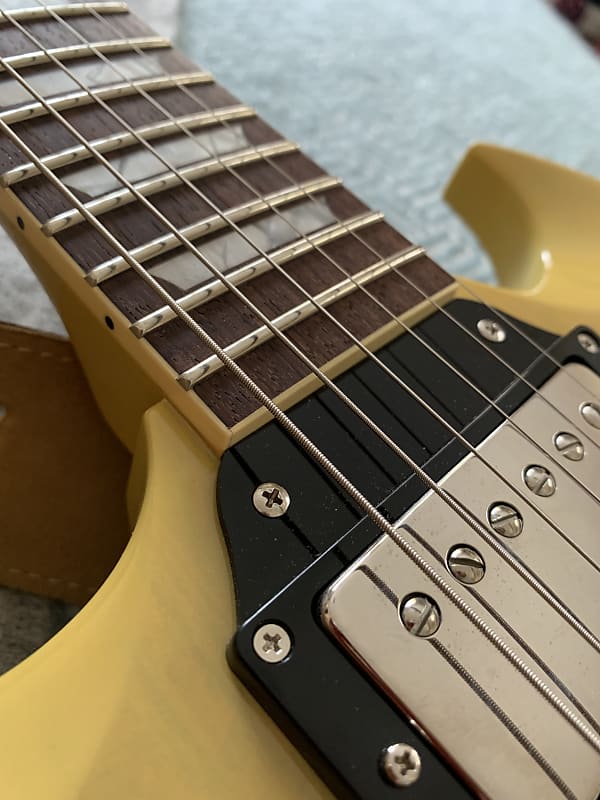Crews Maniac Sound KTR-SG-02 2016 TV Yellow, excellent | Reverb Crews Maniac Sound KTR-SG-02 2016 TV Yellow, excellent | Reverb
