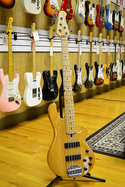 中古・美品 Lakland Skyline 55-01 (USA仕様) 1530037210015.jpg