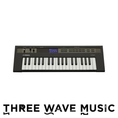 Yamaha Reface DX - FM Synth [Three Wave Music]