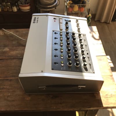 ヤマハ YAMAHA EM-90 ミキサー アンサンブル リズムマシン ヤマハ YAMAHA EM-90 ミキサー アンサンブル リズムマシン